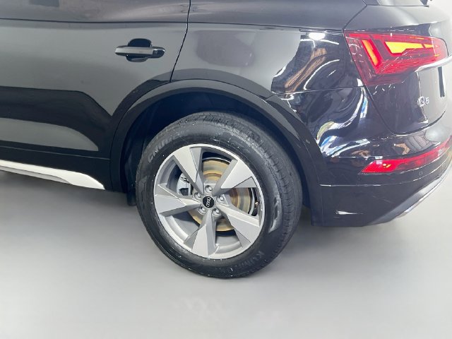 Used 2023 Audi Q5 2.0T Premium Plus w/ Premium Plus Package AWD/4WD image 24