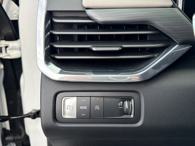 New 2026 GMC Acadia Elevation image 24