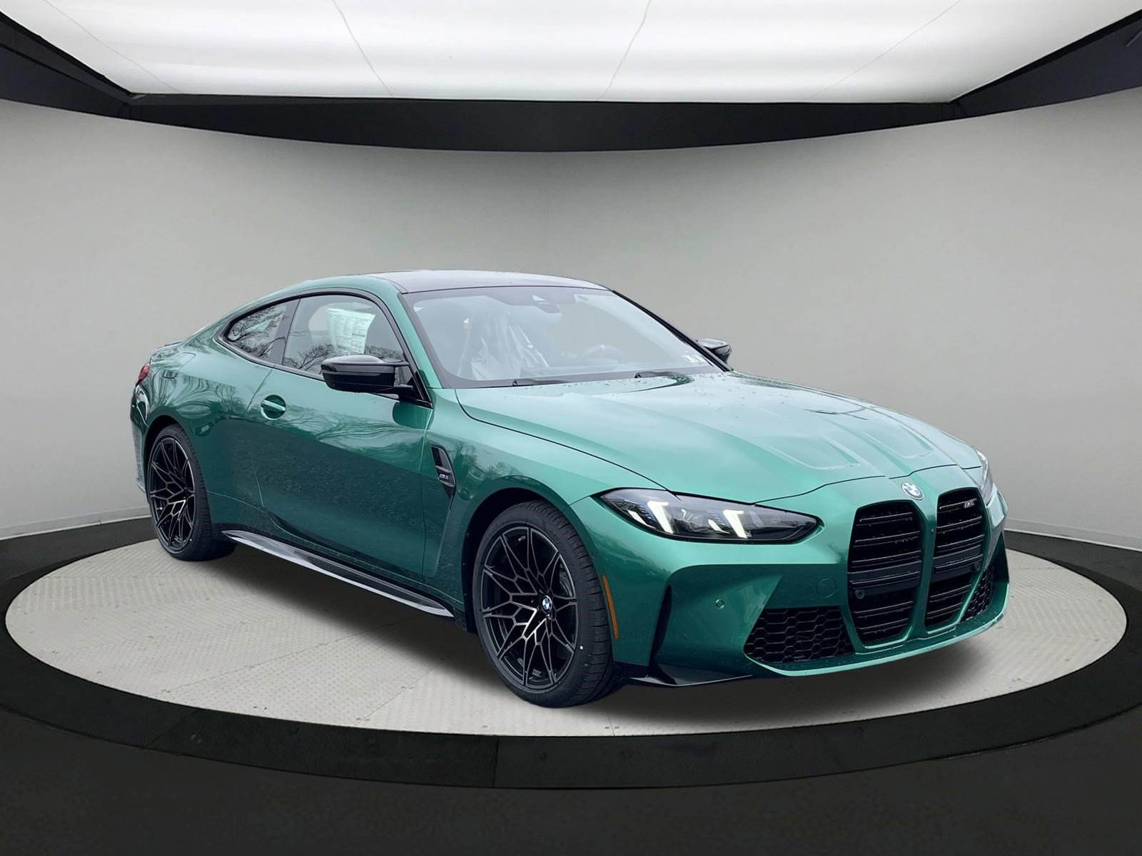 New 2026 BMW M4 Coupe w/ Executive Package RWD image 3