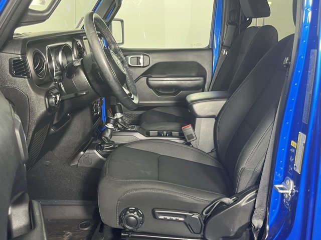 Used 2022 Jeep Gladiator Willys image 23