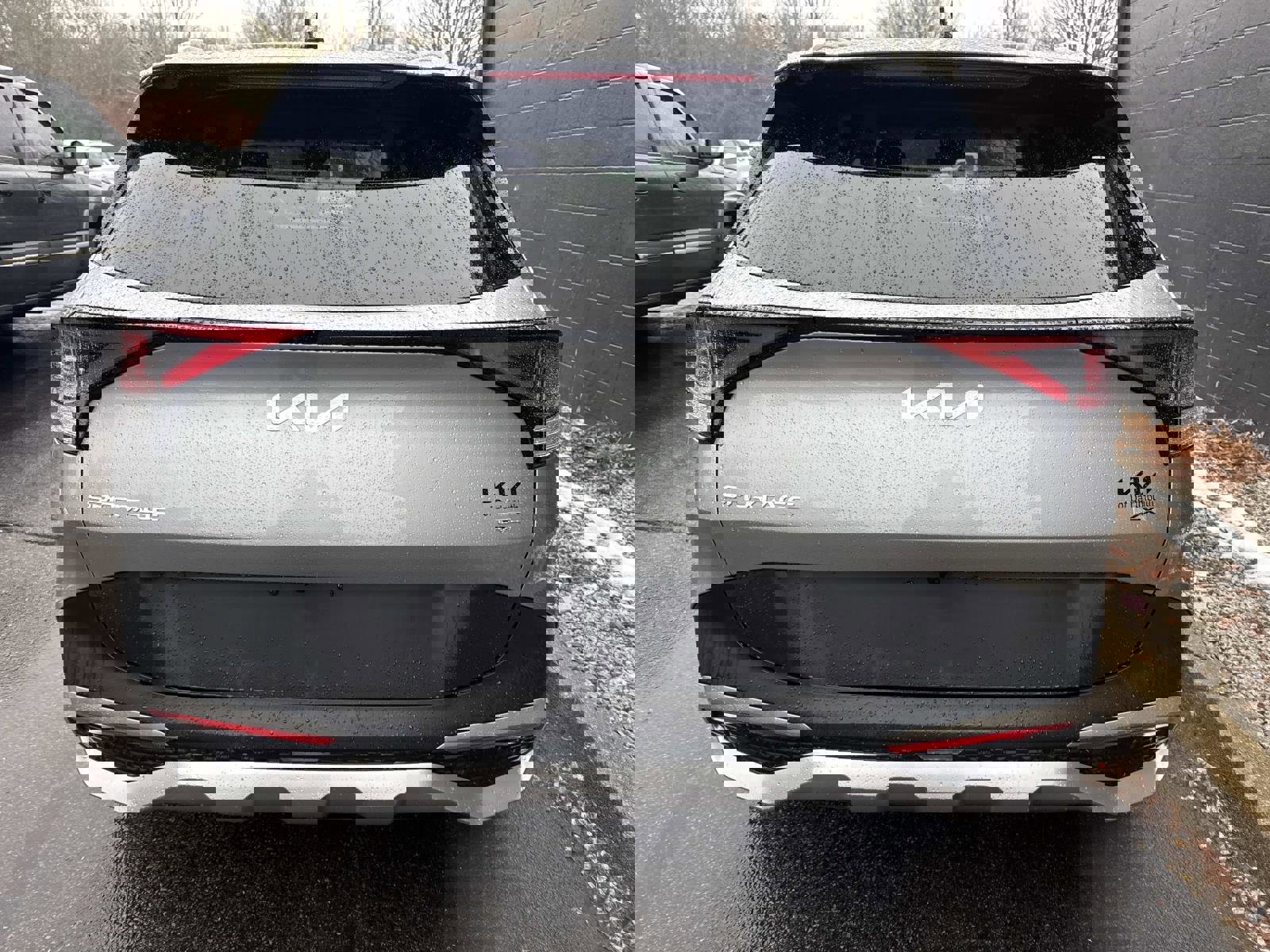 Used 2024 Kia Sportage EX image 8