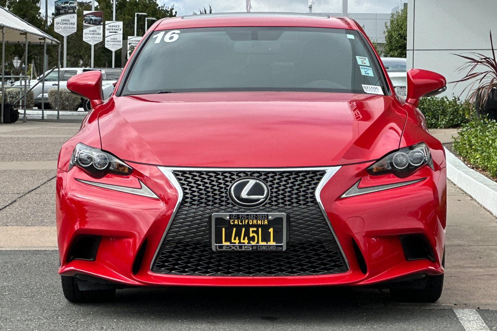 Used 2016 Lexus IS 350 w/ F Sport Package RWD image 6