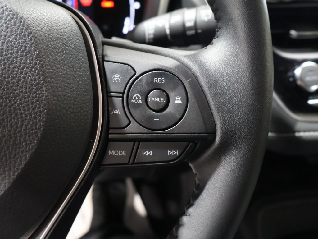 Certified 2026 Toyota Corolla XSE FWD image 35