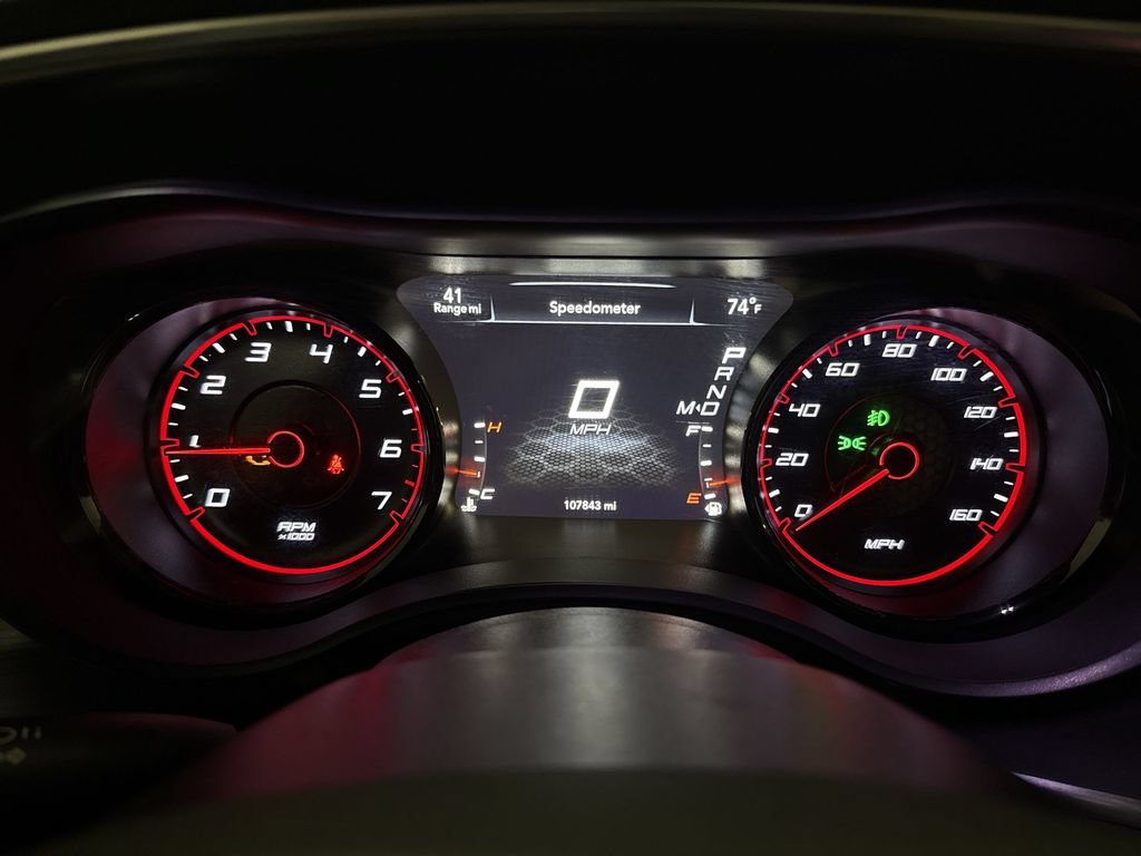 Used 2018 Dodge Charger R/T w/ Blacktop Package RWD image 12