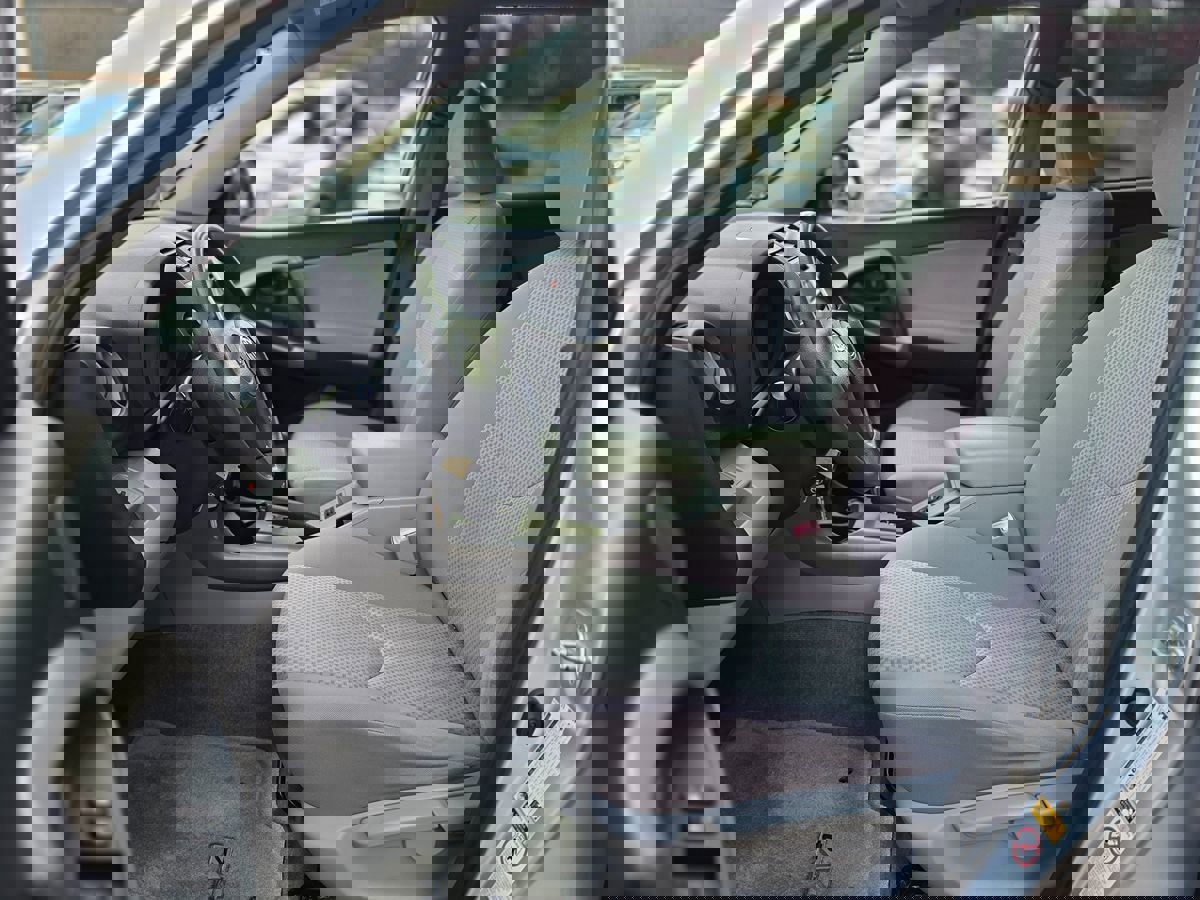 Used 2006 Toyota RAV4 2WD image 23