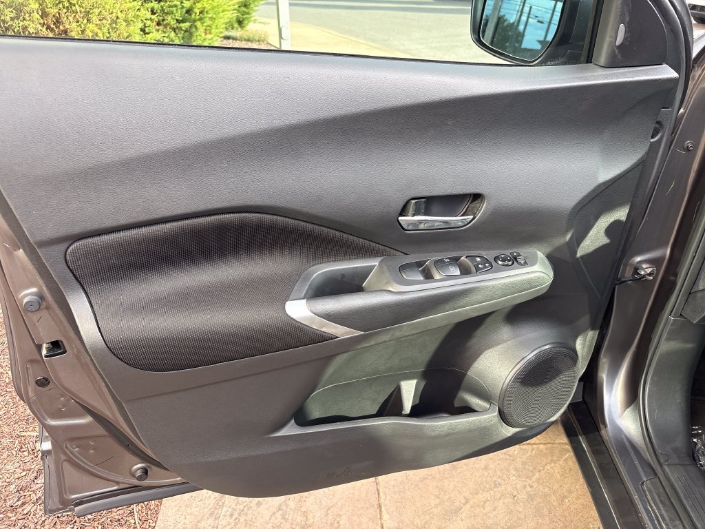 Used 2024 Nissan Kicks SV w/ Exterior Package FWD image 23
