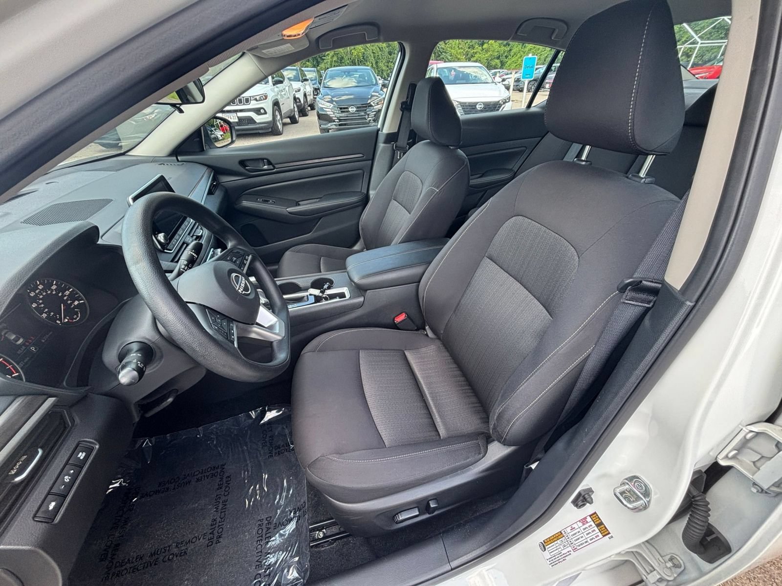 Used 2026 Nissan Altima 2.5 SV FWD image 35