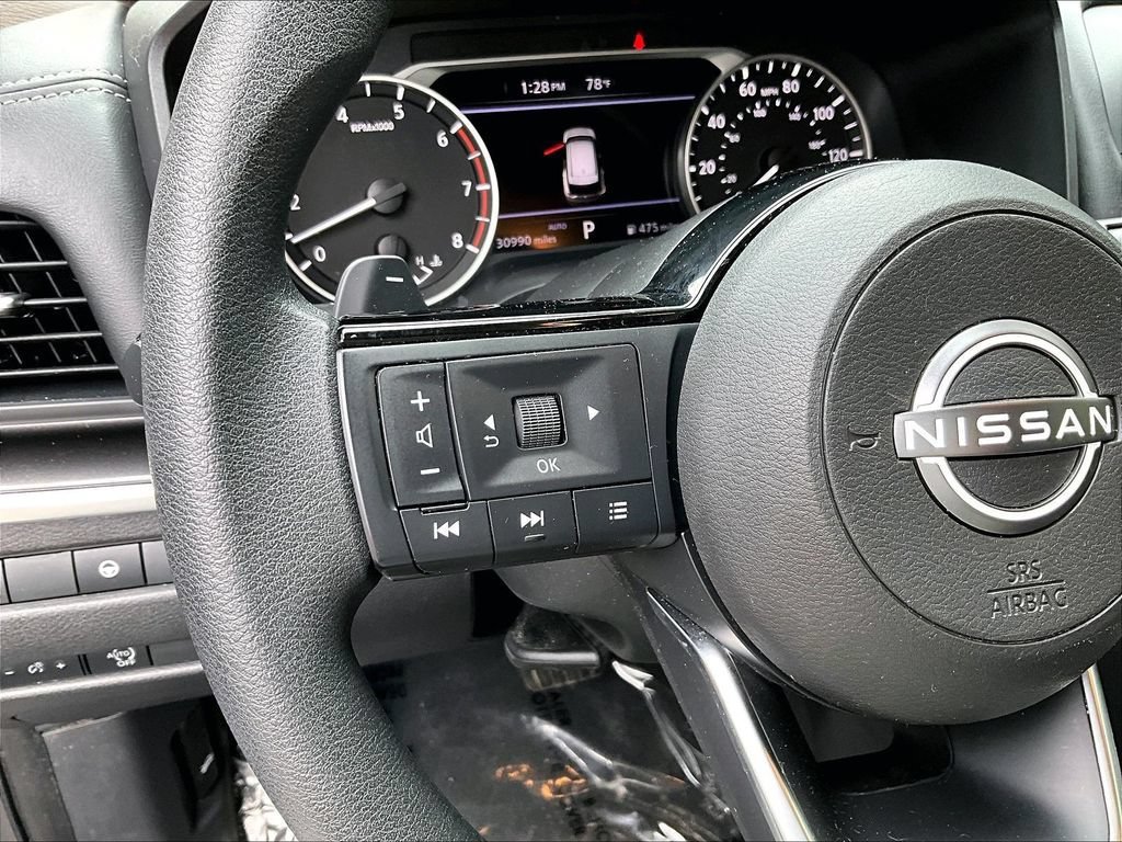 Used 2023 Nissan Rogue SV AWD/4WD image 18