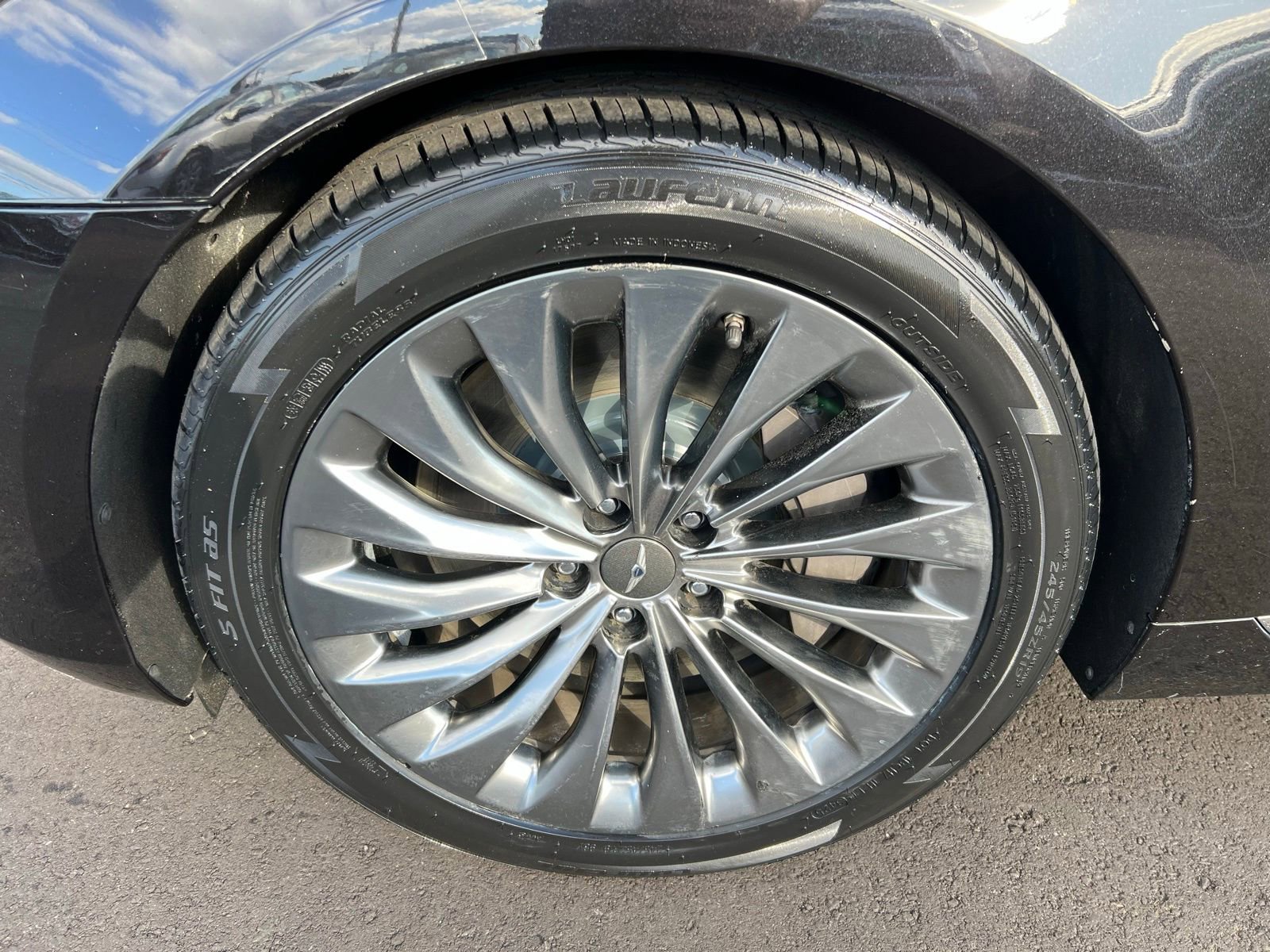 Used 2018 Genesis G90 5.0 Ultimate RWD image 15