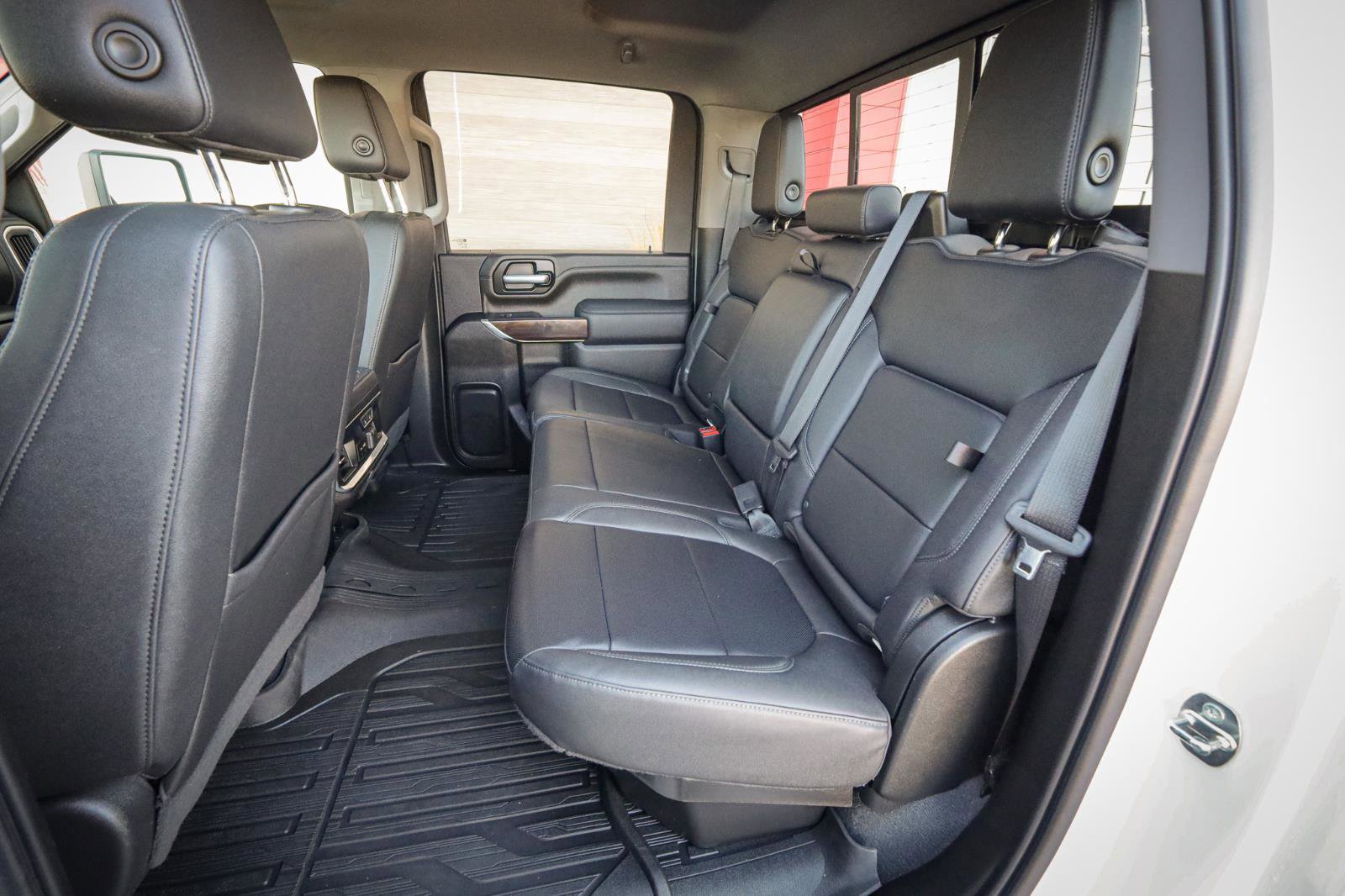 Used 2023 GMC Sierra 3500 SLT w/ SLT Convenience Package image 30