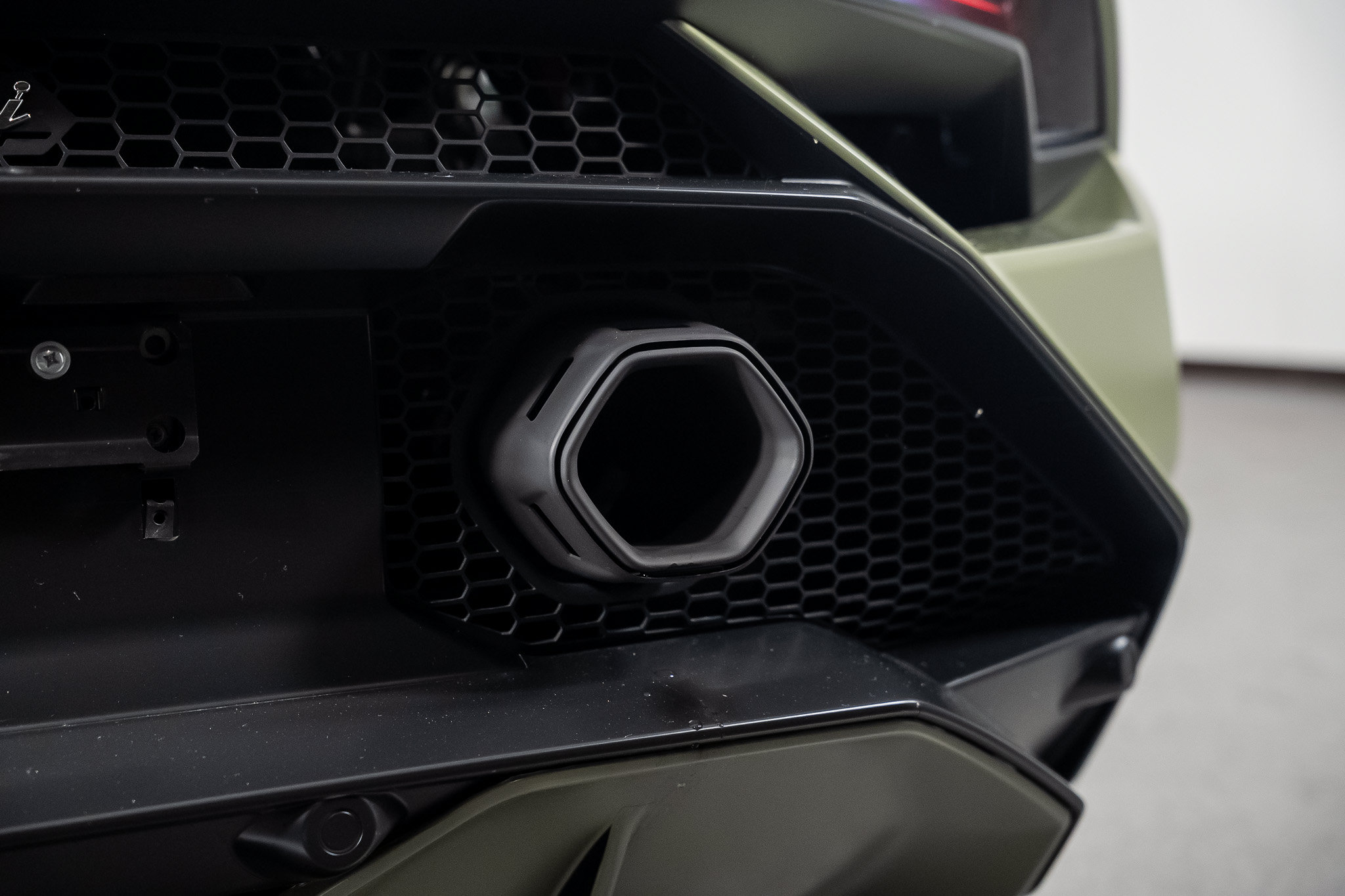 Used 2023 Lamborghini Huracan Tecnica RWD image 27