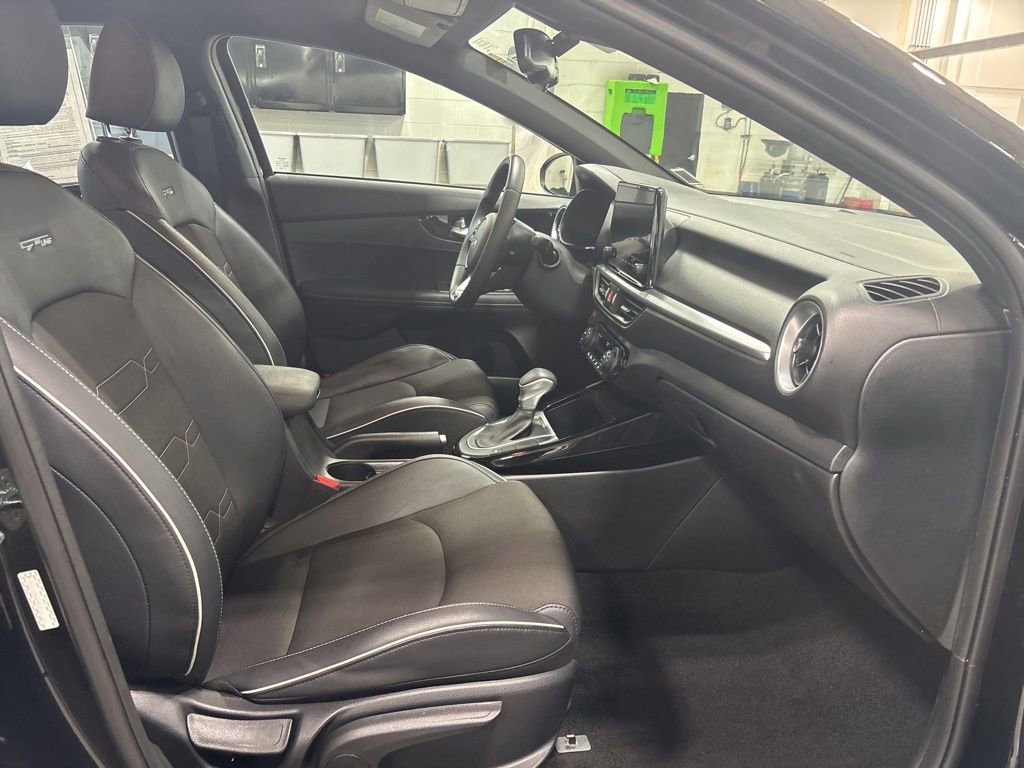 Certified 2023 Kia Forte GT-Line image 10