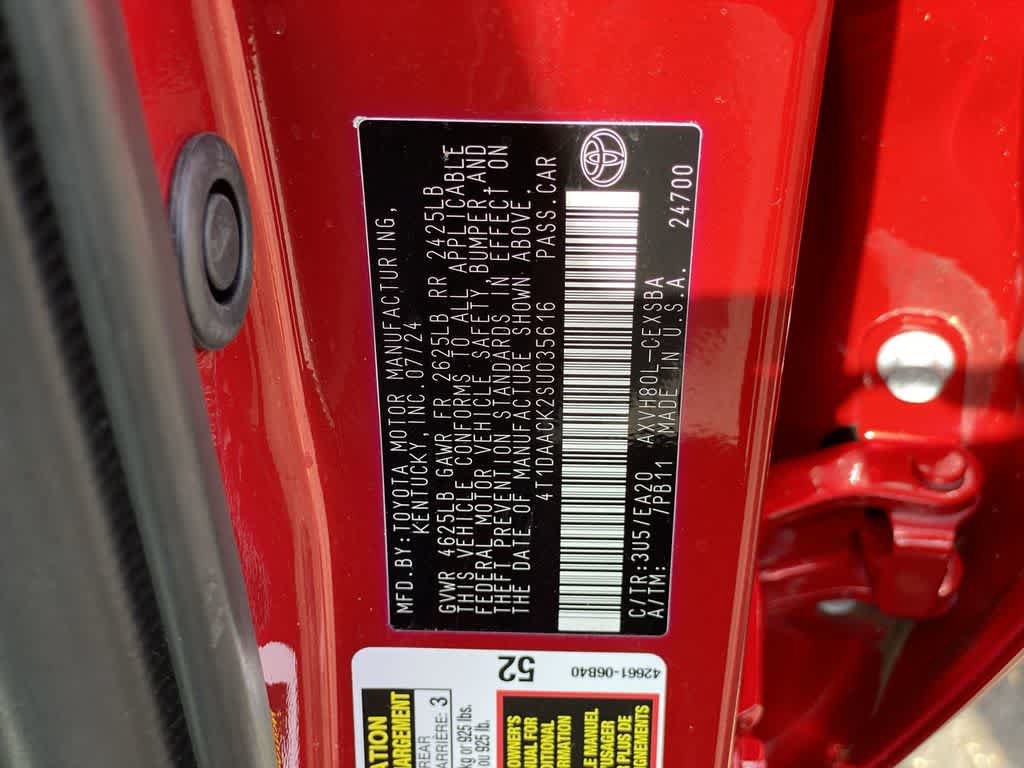 Used 2025 Toyota Camry SE FWD image 29