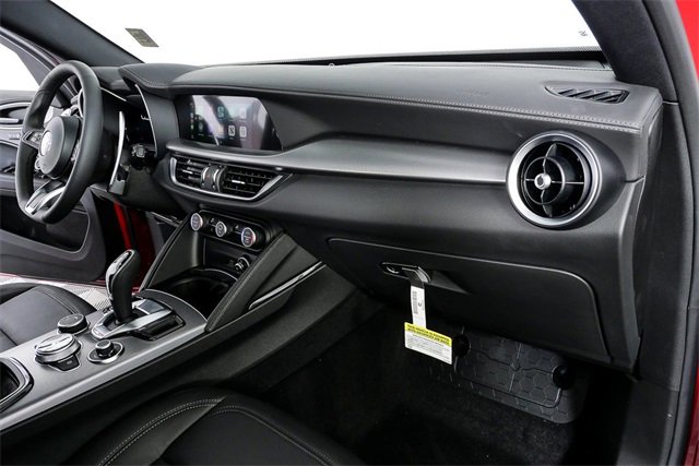New 2025 Alfa Romeo Stelvio Sprint image 23