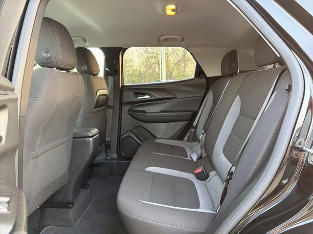 Used 2024 Chevrolet TrailBlazer LT FWD image 13