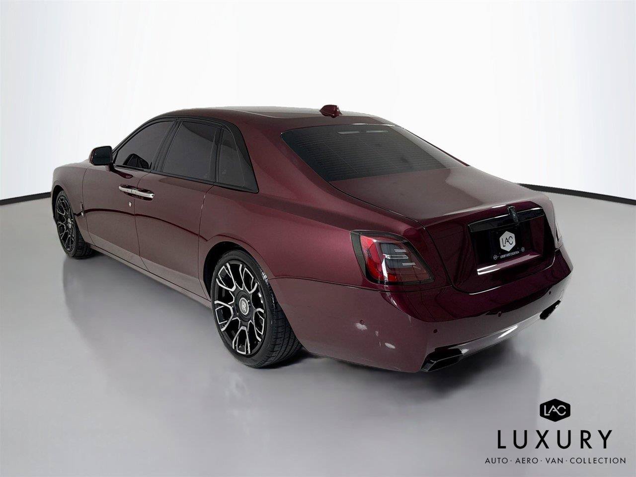 Used 2023 Rolls-Royce Ghost Black Badge AWD/4WD image 8