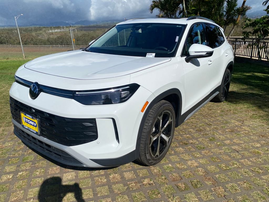 New 2025 Volkswagen Tiguan SE image 21