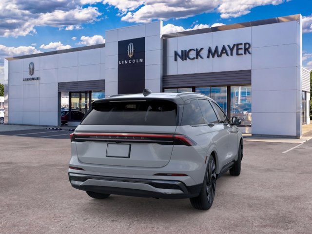 New 2026 Lincoln Nautilus Reserve w/ Jet Appearance Package AWD/4WD image 10
