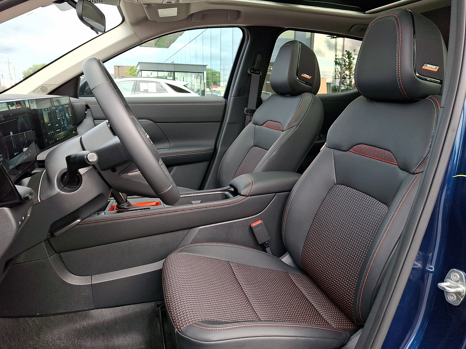 Used 2026 Nissan Kicks SR w/ SR Premium Package AWD/4WD image 13