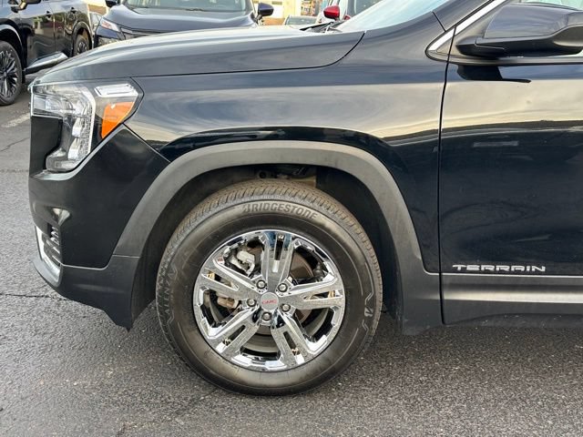 Used 2024 GMC Terrain SLE AWD/4WD image 7