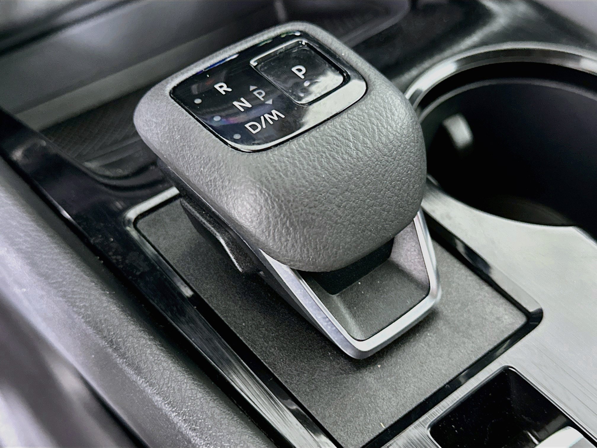 Used 2023 Nissan Rogue SV FWD image 24