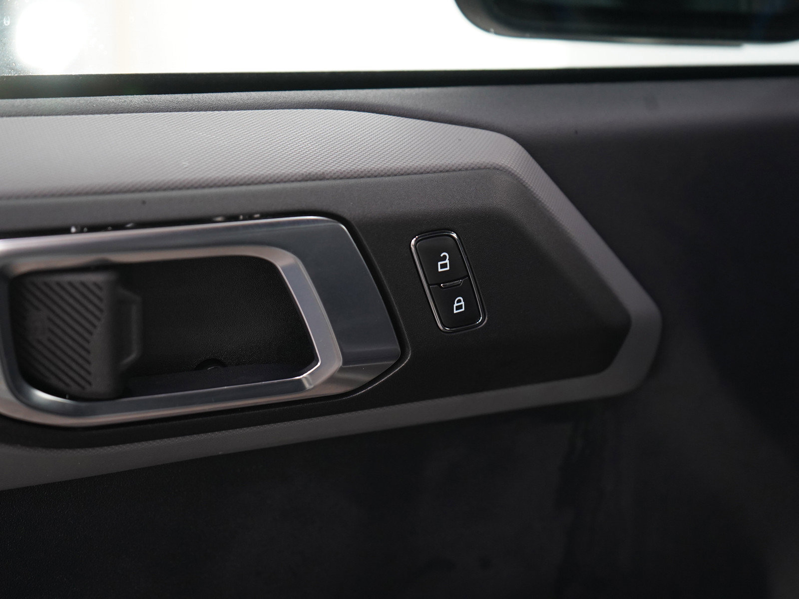 Used 2021 Ford Bronco Black Diamond image 17