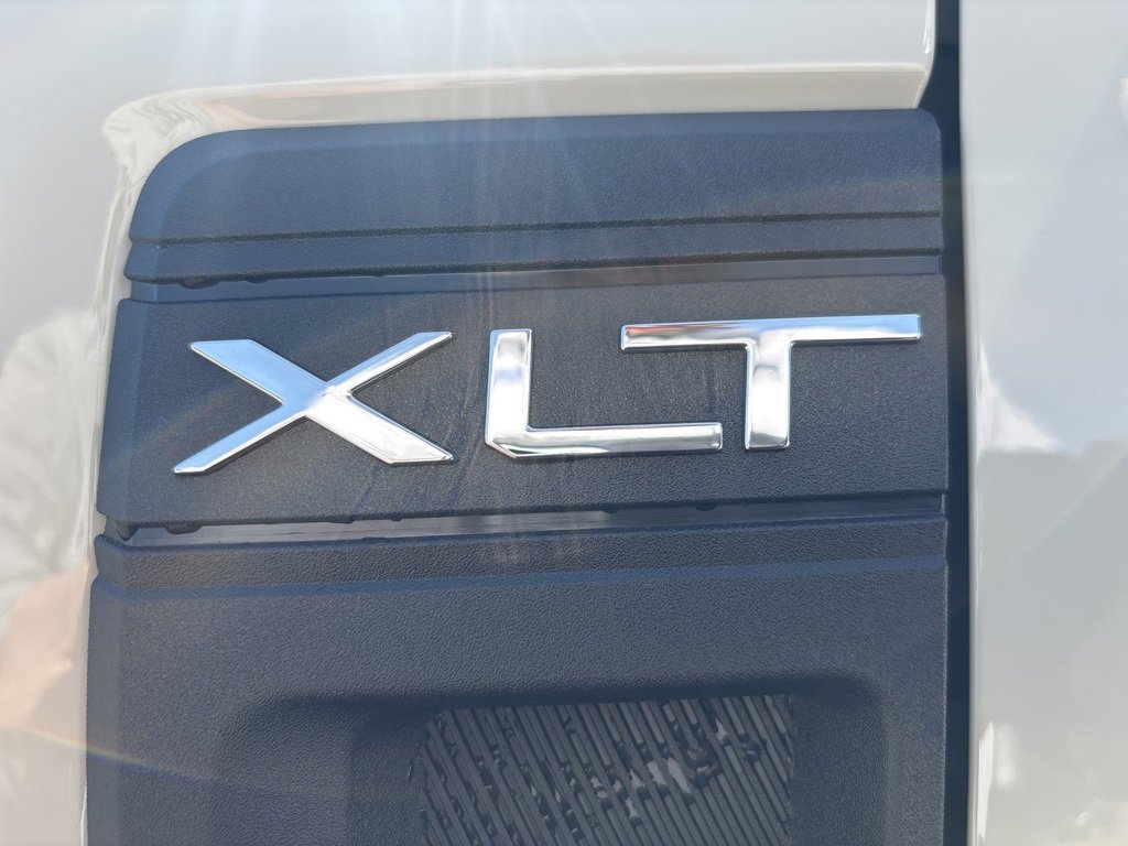 New 2025 Ford Maverick XLT w/ Equipment Group 301A image 5