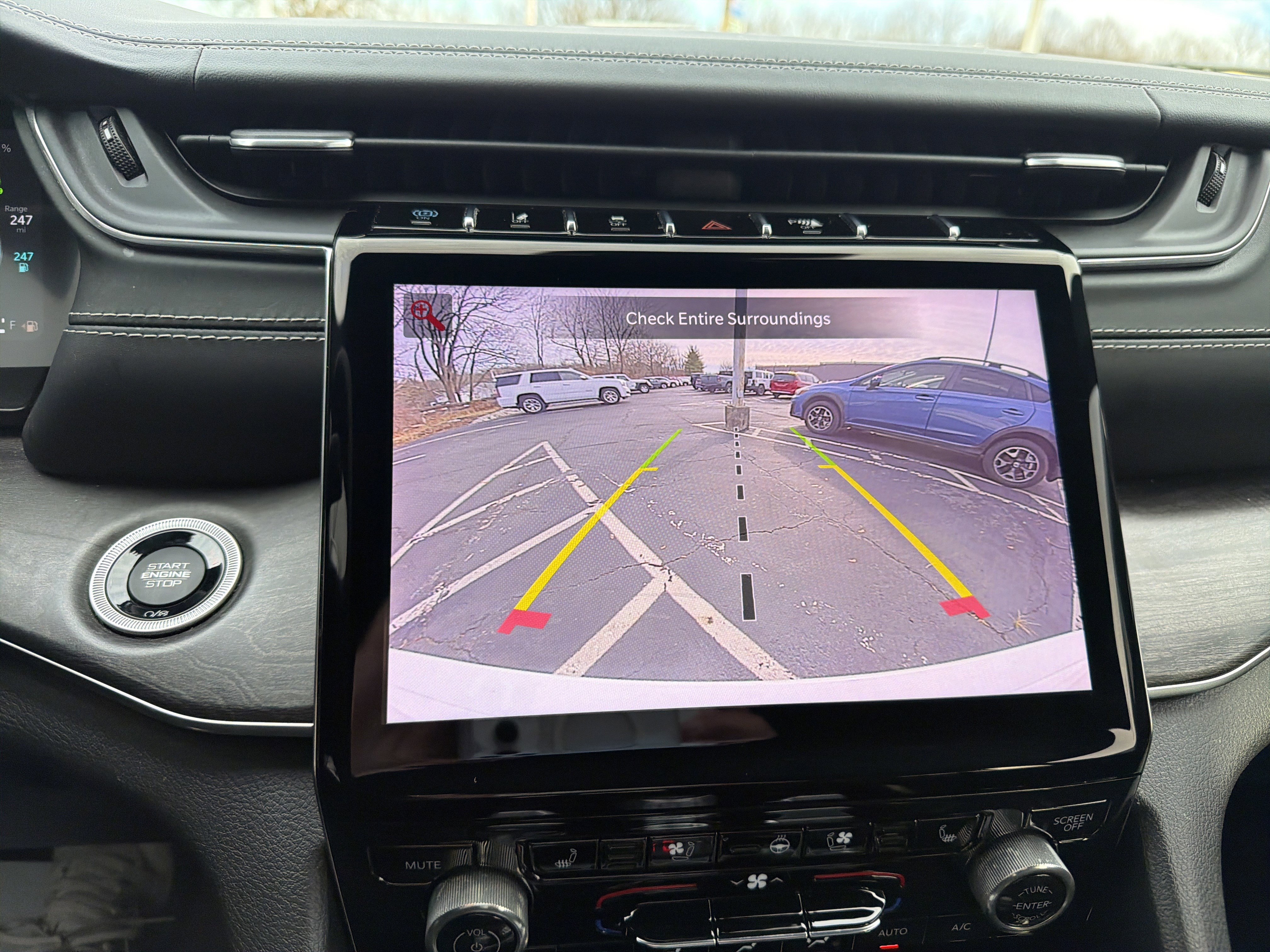 Certified 2022 Jeep Grand Cherokee Overland image 35