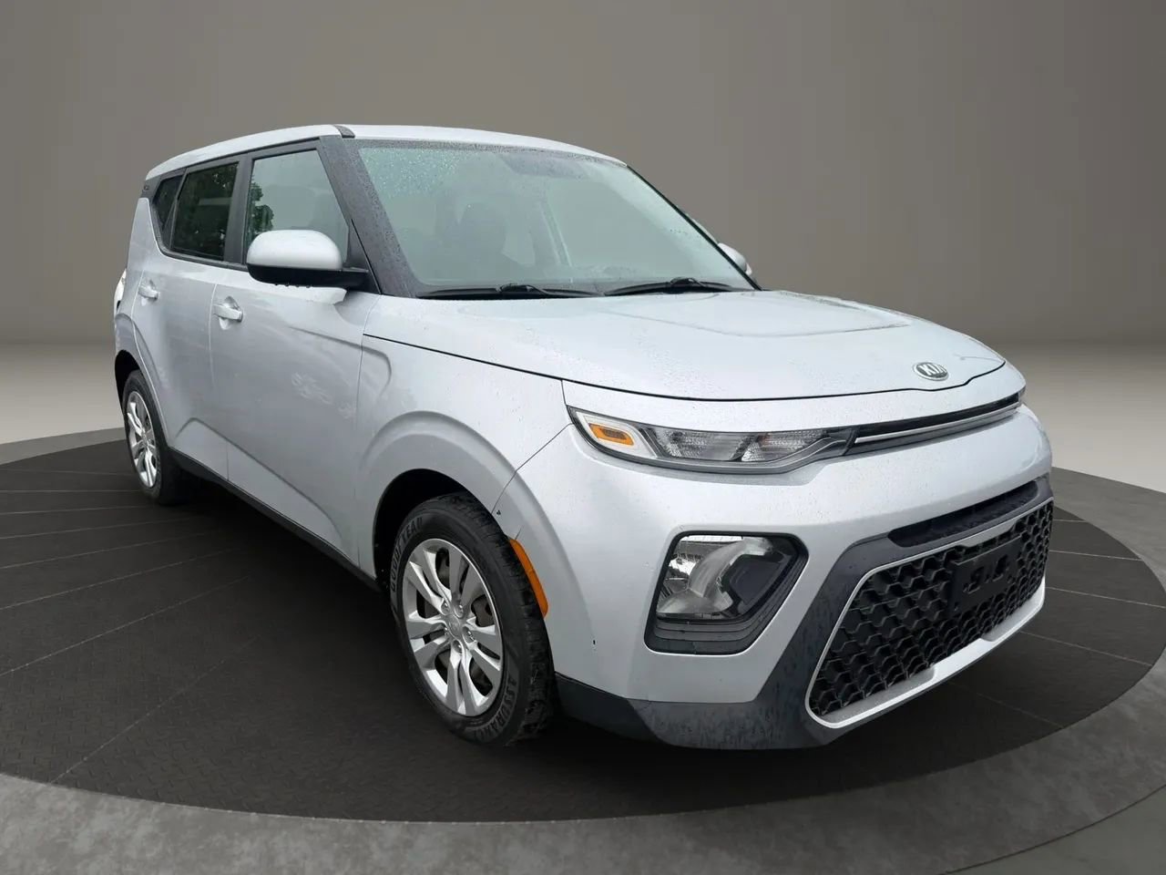 Used 2021 Kia Soul LX FWD image 3