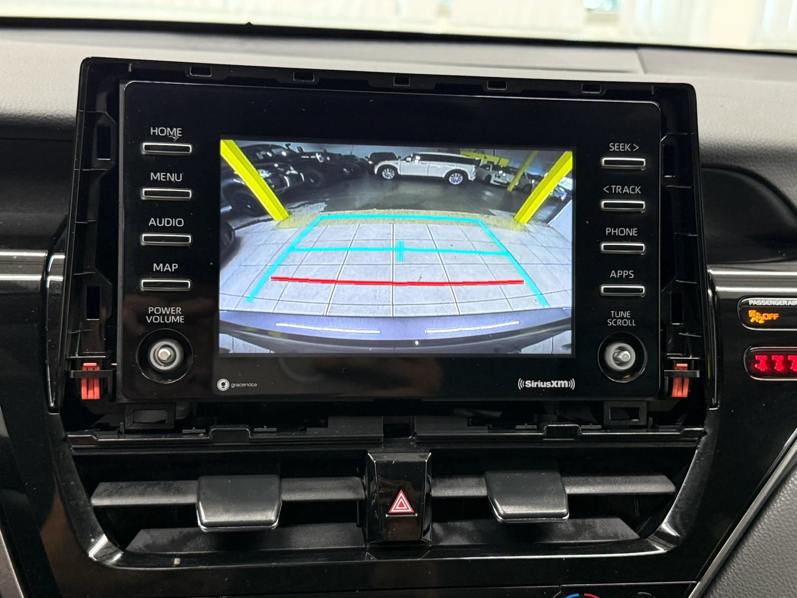 Used 2022 Toyota Camry LE FWD image 31