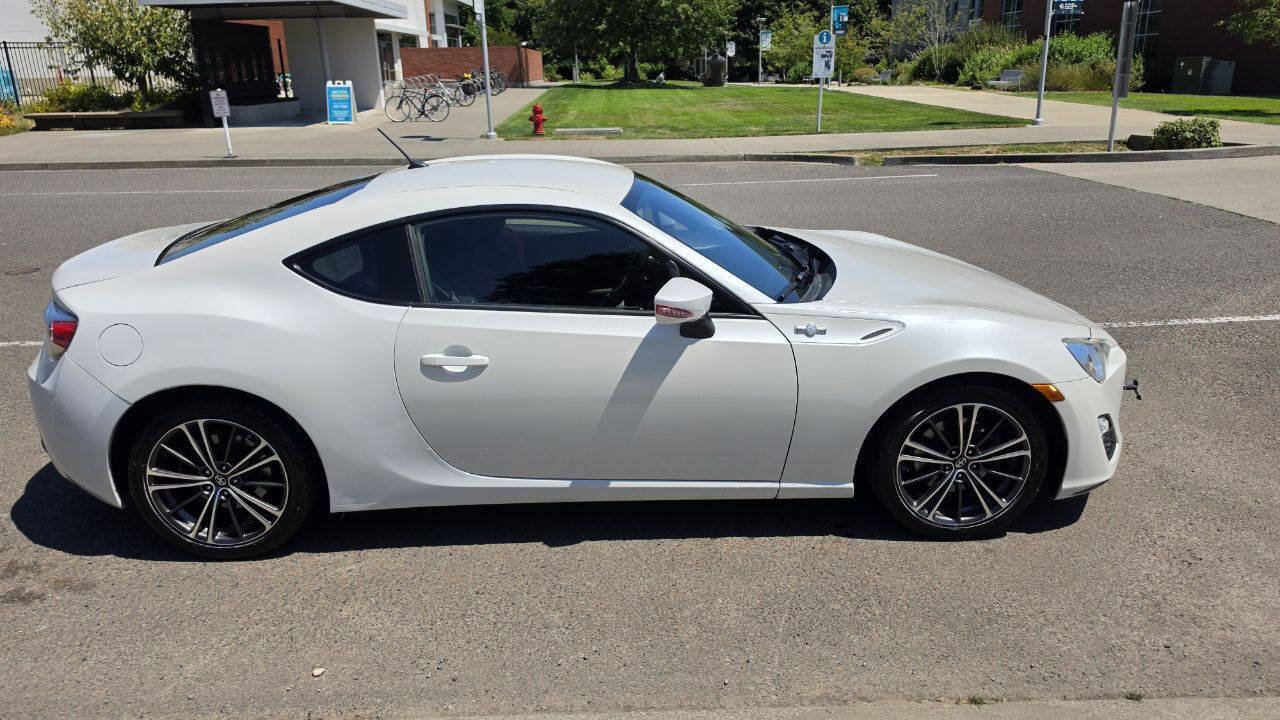 Used 2013 Scion FR-S RWD image 4