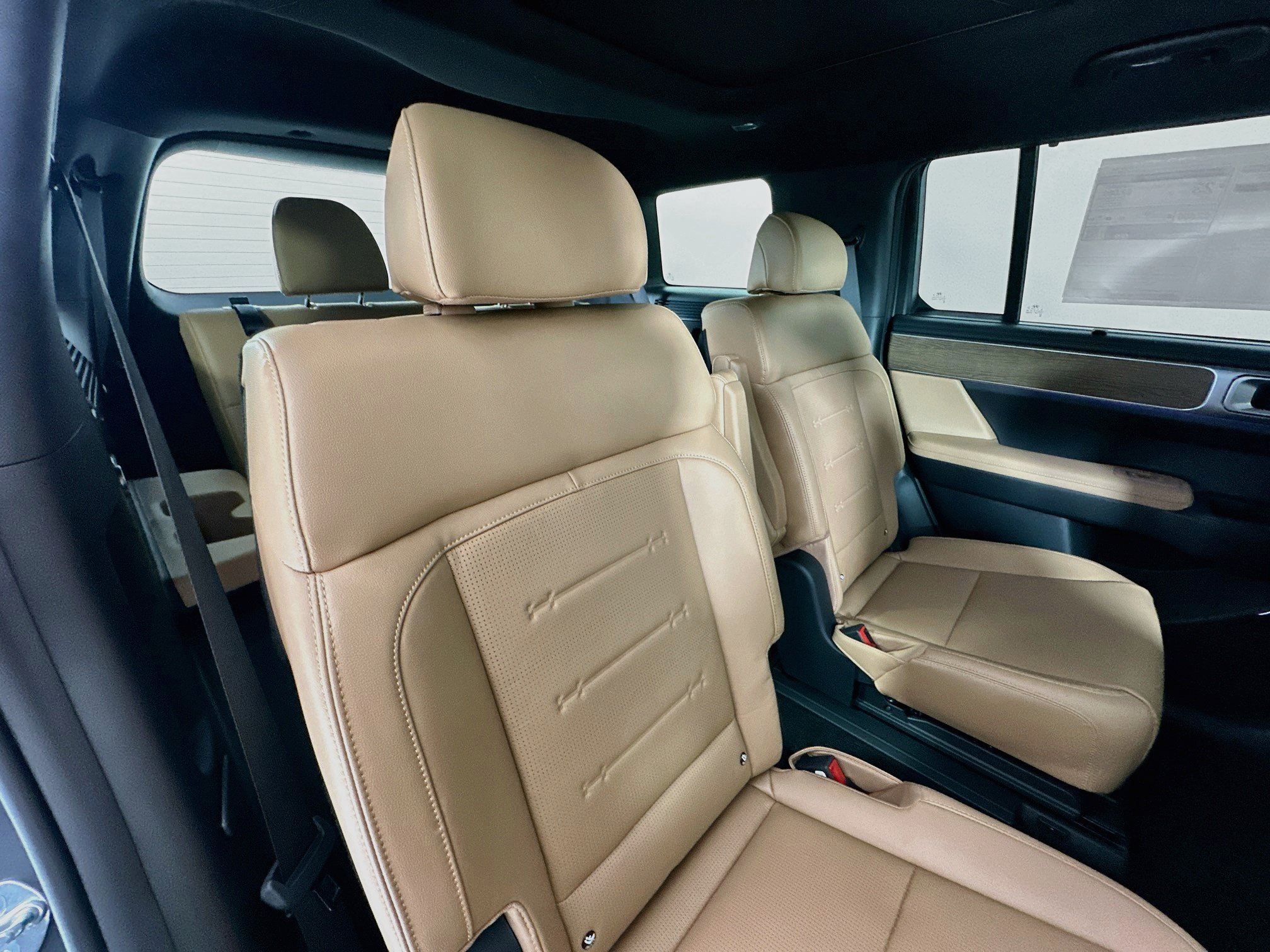 New 2027 Hyundai Santa Fe Limited AWD/4WD image 28