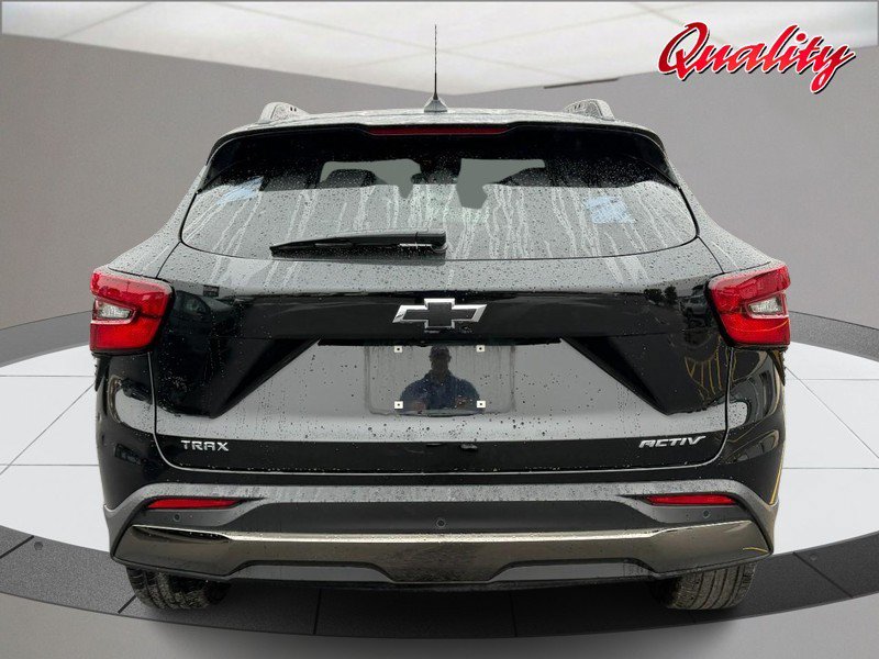 Used 2025 Chevrolet Trax ACTIV w/ Driver Confidence Package FWD image 4