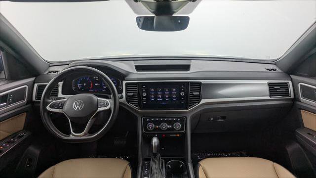 Used 2021 Volkswagen Atlas Cross Sport SEL image 24