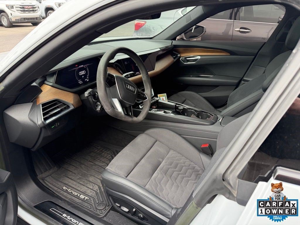 Used 2023 Audi e-tron GT Prestige w/ Prestige Package AWD/4WD image 5
