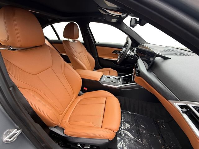 Certified 2025 BMW 330i xDrive Sedan AWD/4WD image 22