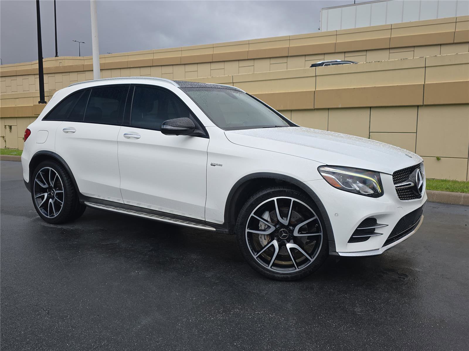 Used 2019 Mercedes-Benz GLC 43 AMG 4MATIC image 26