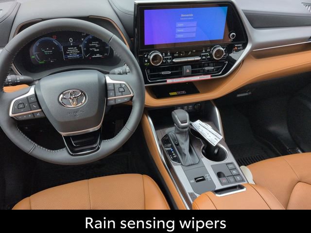 Certified 2026 Toyota Highlander Platinum AWD/4WD image 27