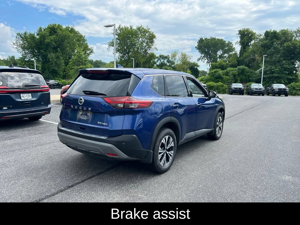 Used 2021 Nissan Rogue SV AWD/4WD image 11