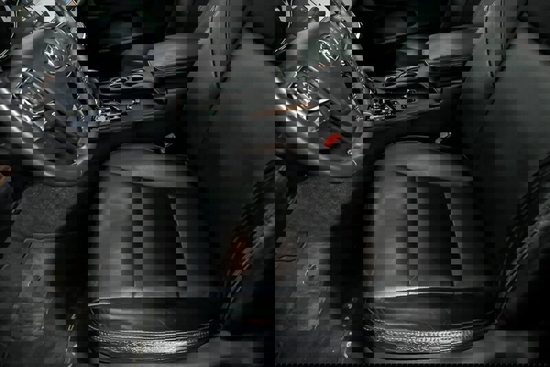 Used 2013 Toyota Avalon XLE image 17