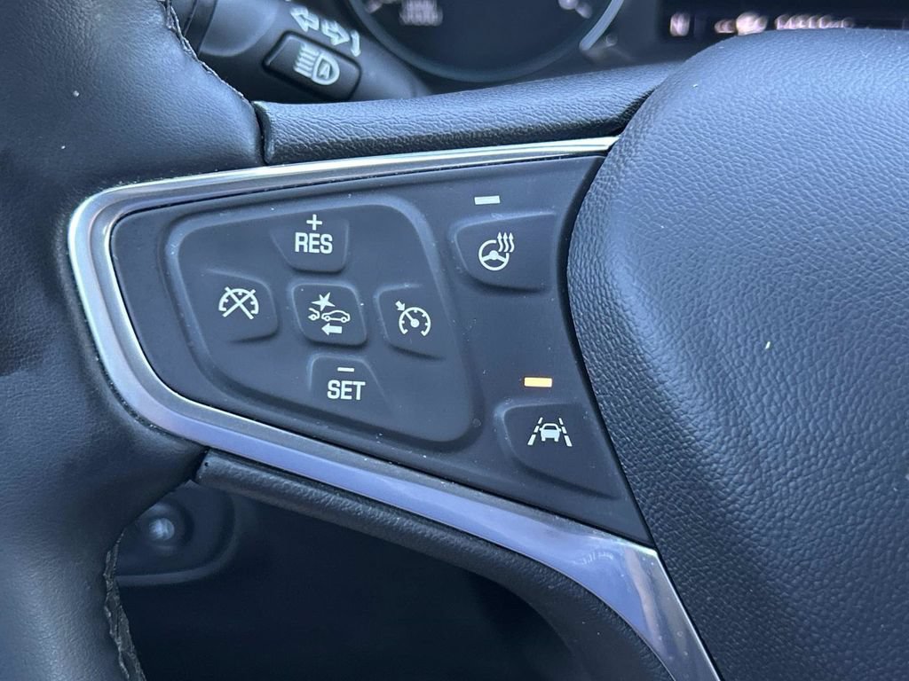 Used 2023 Chevrolet Equinox Premier AWD/4WD image 33
