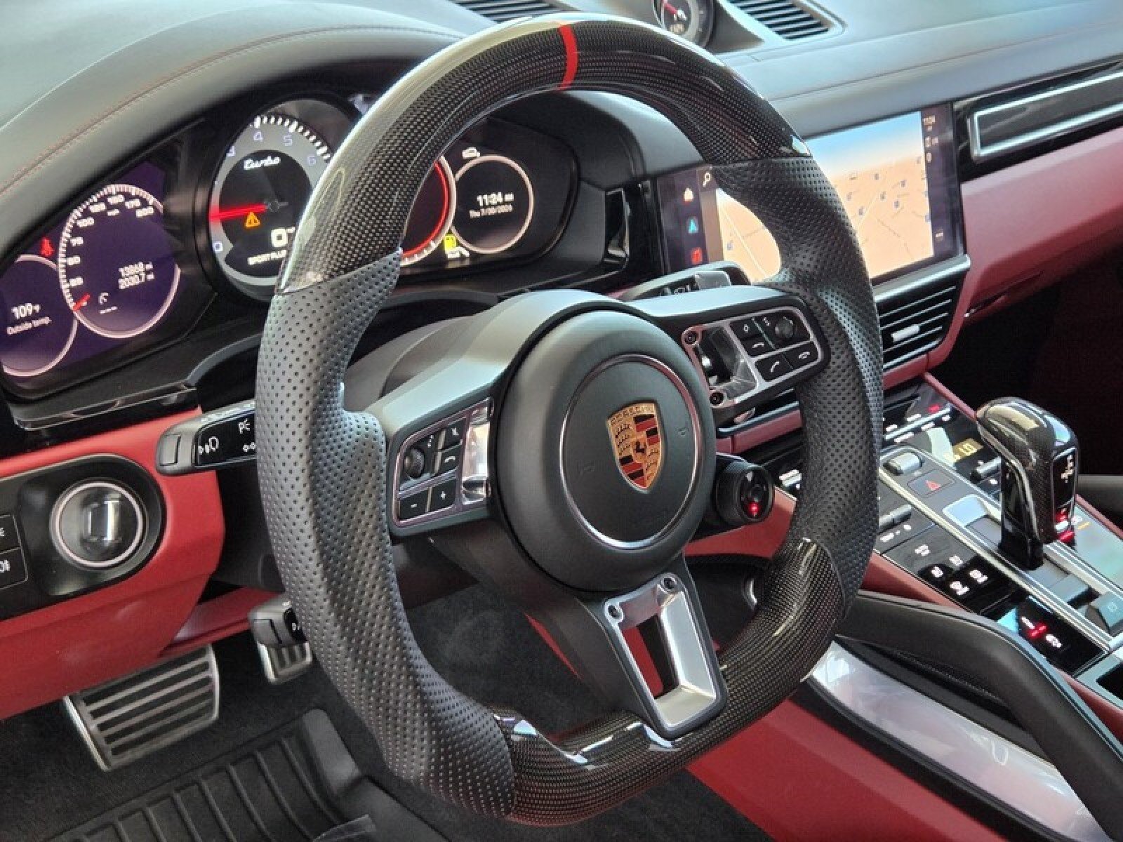 Used 2022 Porsche Cayenne Turbo AWD/4WD image 26