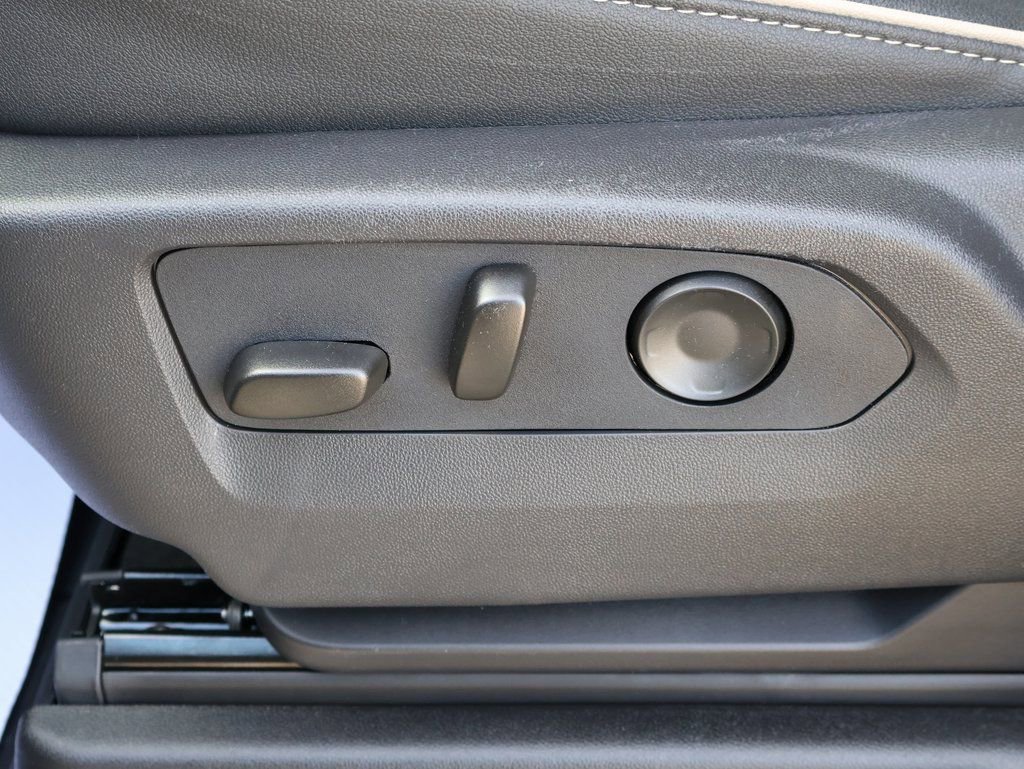 New 2026 Chevrolet Tahoe Premier AWD/4WD image 17