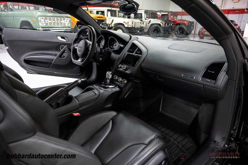 Used 2014 Audi R8 V8 image 22