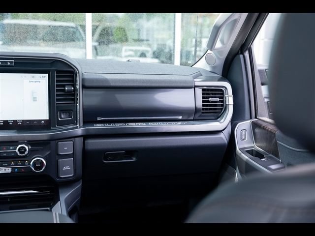 New 2026 Ford F250 Lariat w/ Black Appearance Package AWD/4WD image 33