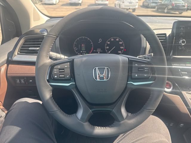 New 2026 Honda Odyssey Touring image 23