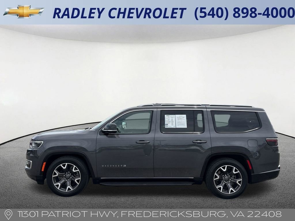 Used 2024 Jeep Wagoneer Series III AWD/4WD image 26