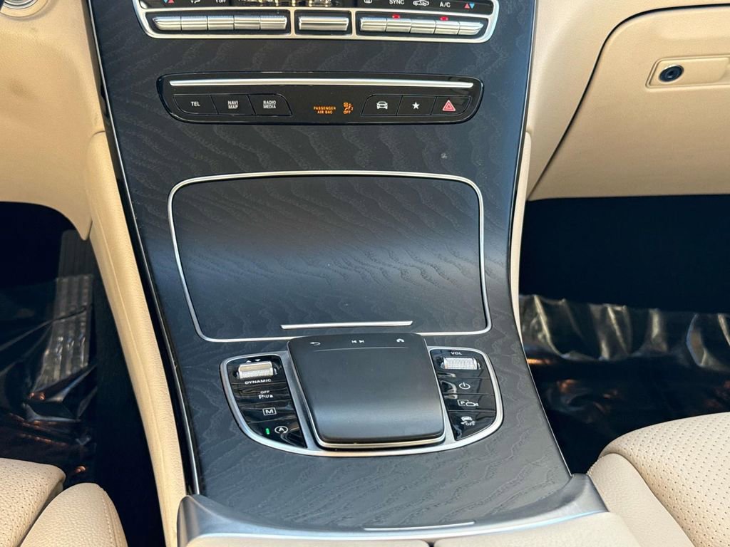Used 2022 Mercedes-Benz GLC 300 4MATIC image 18