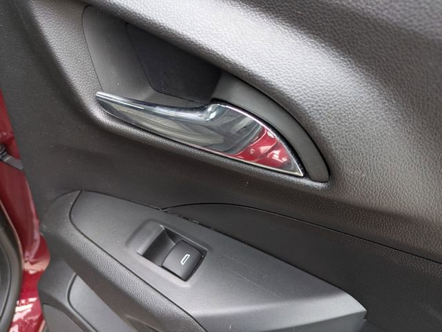 Used 2025 Chevrolet Trax LT image 29