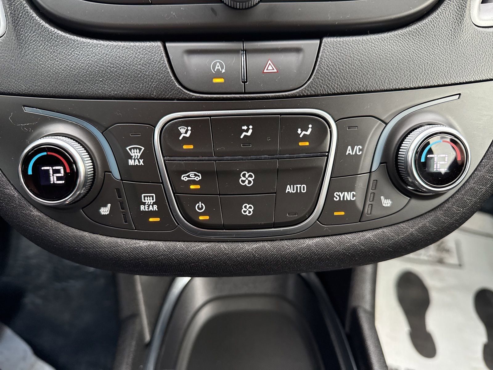 Used 2023 Chevrolet Malibu LT image 6